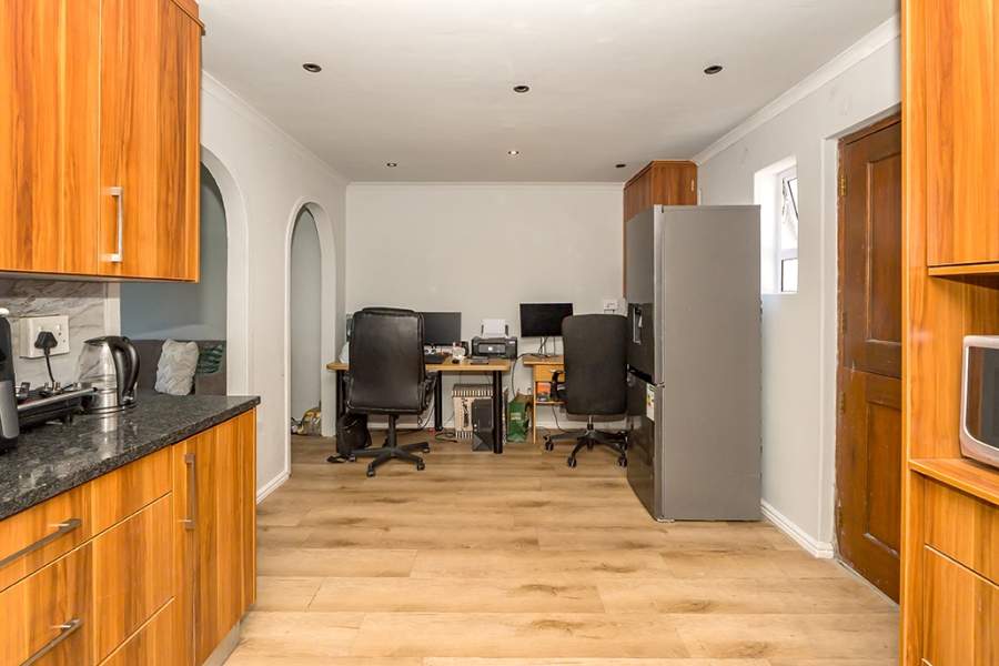 3 Bedroom Property for Sale in Westridge Western Cape